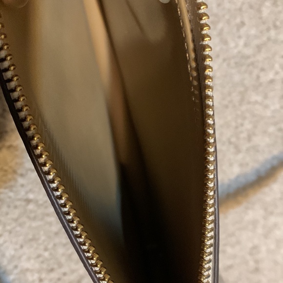 NWT Michael Kor’s Waist/Fanny Bag- Beige with the MK Monogram lettering - Picture 4 of 7